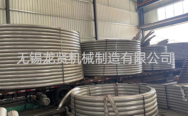 江蘇筒體半圓管哪家交貨快？龍賢：把 “急單” 變 “閃電單”，工業(yè)圈的 “準(zhǔn)時(shí)達(dá)王者”